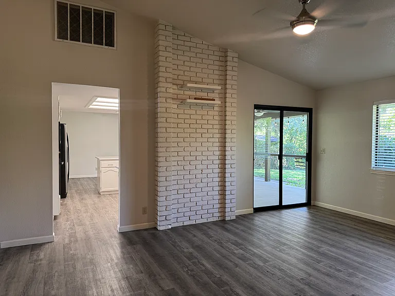 6665 Jonella Way — Photo 25