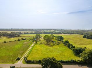 1821 N Cardinal Rd, Azle, TX 76020