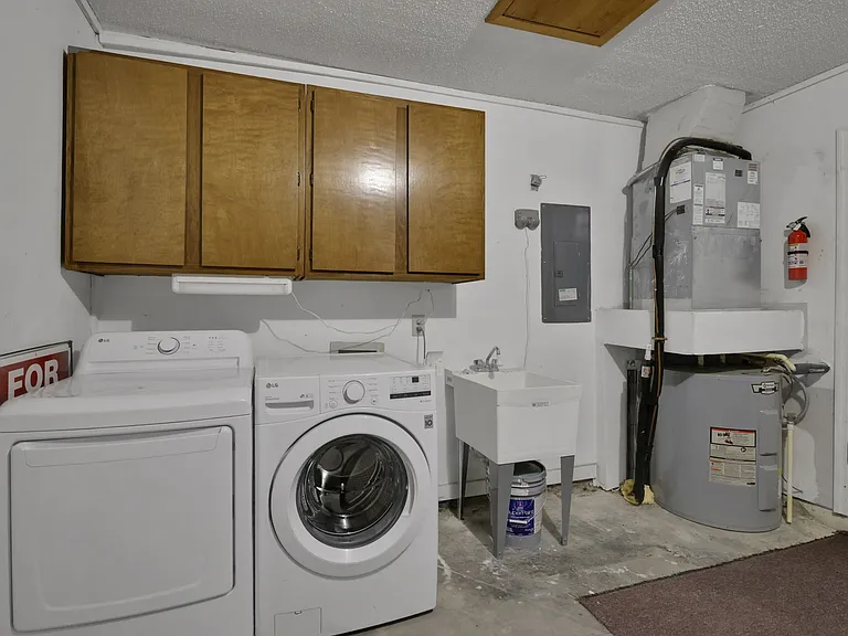 8670 Purslane Pl — Photo 30