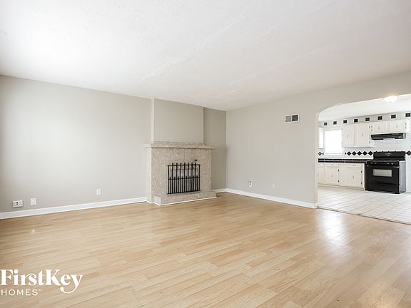 3rd image of 643 Westmoreland Ave