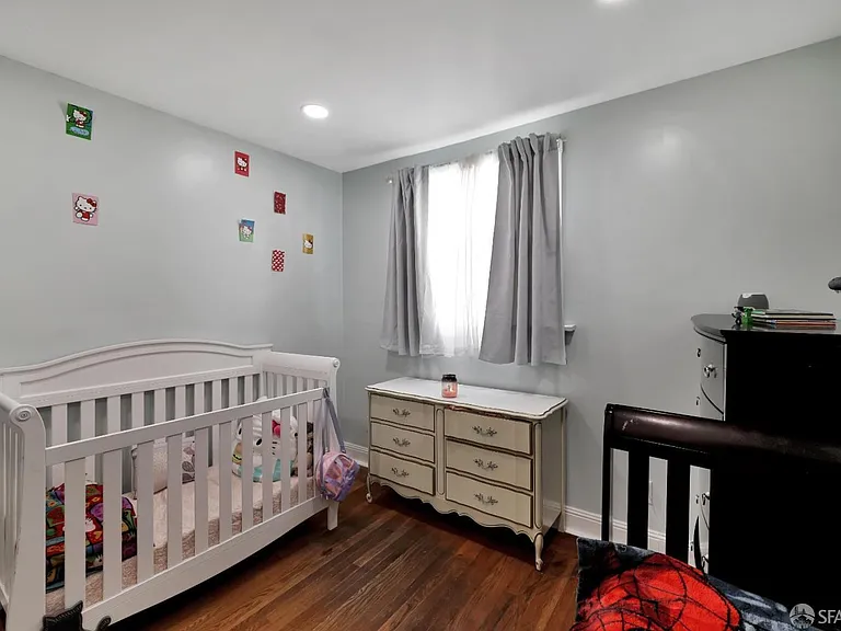 609 S Delaware St — Photo 19