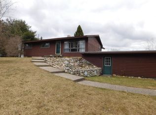 249 S Roberts Rd, Grayling, MI 49738