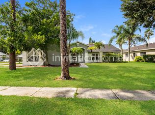 4300 Ridgemoor Dr N, Palm Harbor, FL 34685