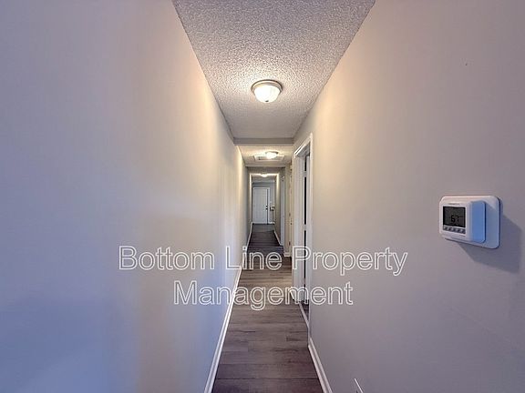 3rd image of 910 N Morris St