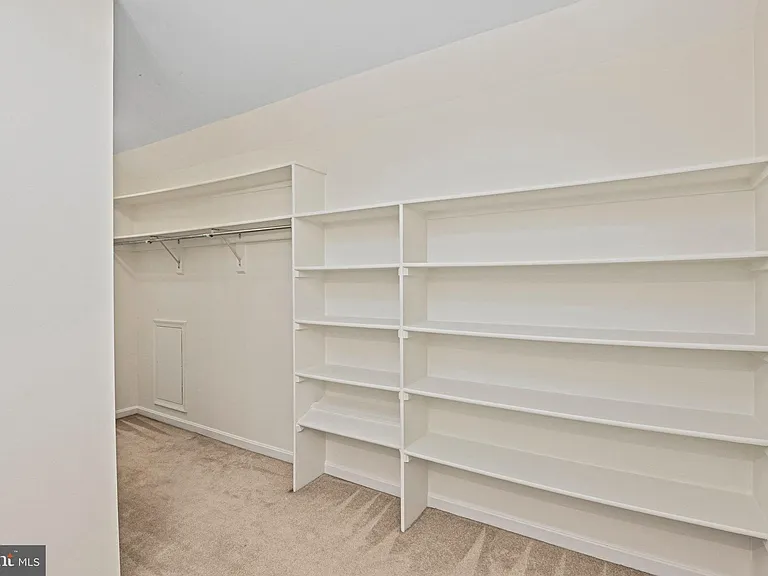 11919 Latigo Ln — Photo 22