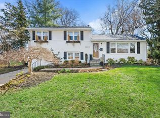 1912 Longcome Dr, Wilmington, DE 19810