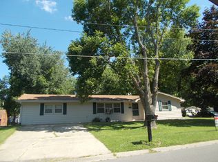 1304 6th St, Hampton, IL 61256