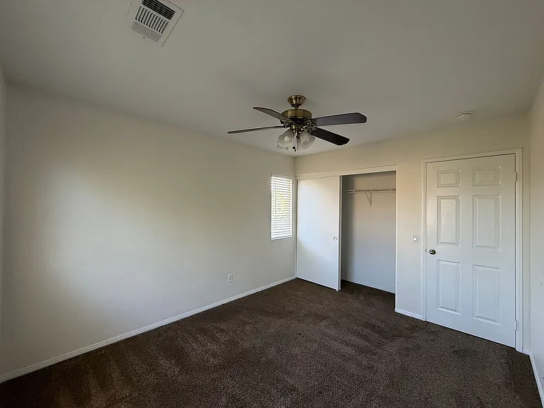 43439 Bale Ct — Photo 10