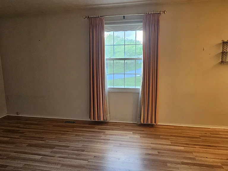 307 Countryside Dr — Photo 15