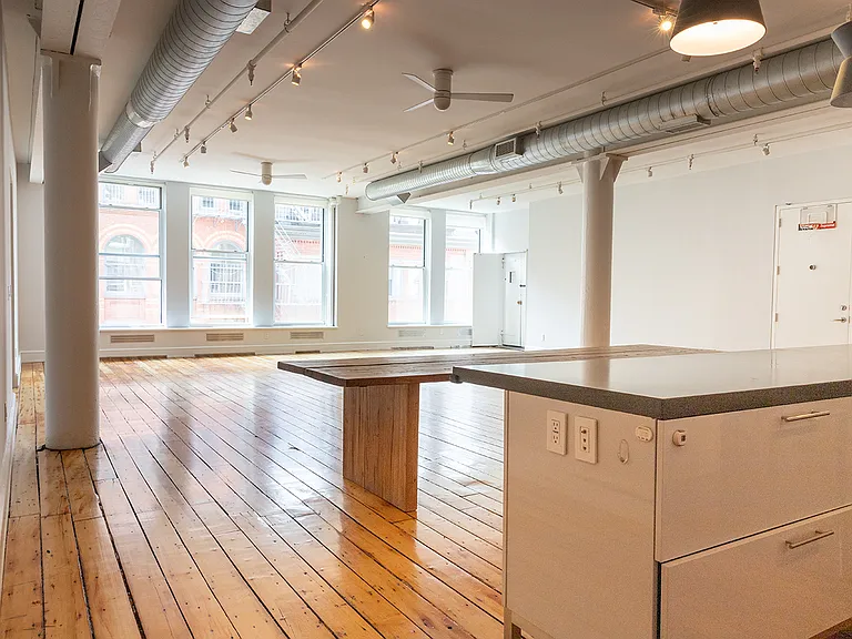 141 Prince St #4 — Photo 1