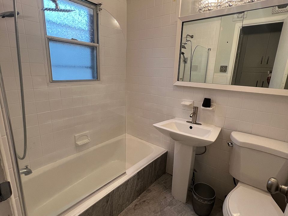 SHARED BATHROOM