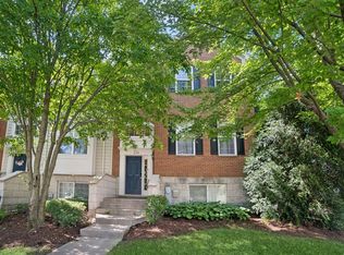 234 Cassidy Ln, Elgin, IL 60124