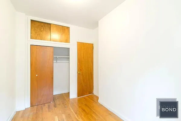 Rented by Bond New York | media 23