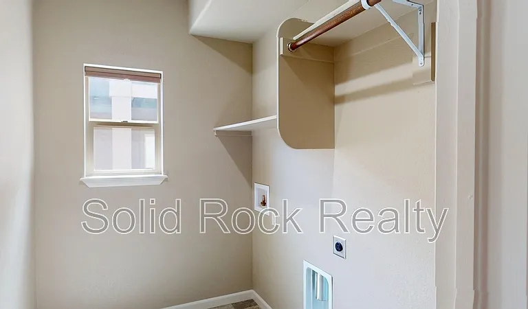 6404 Cubbage Dr — Photo 10