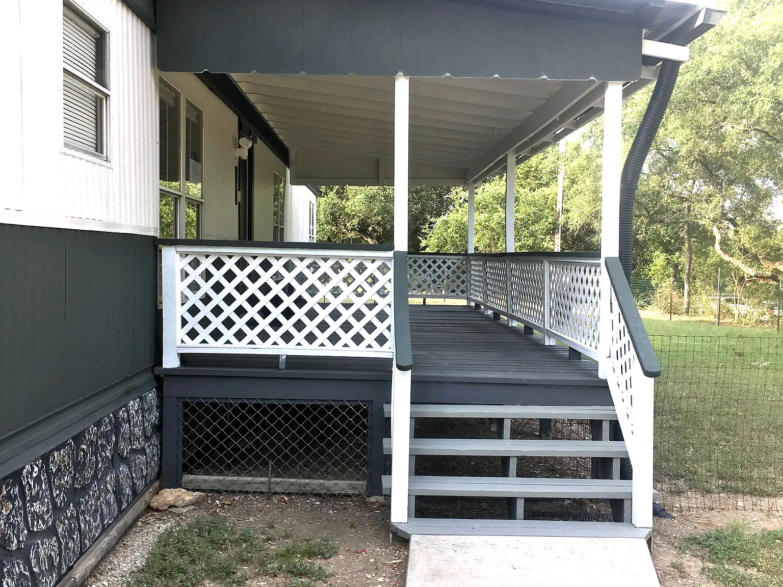 431 Cedar Shrs — Photo 4