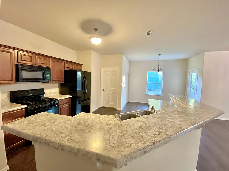 1177 S Springfield Dr — Photo 11