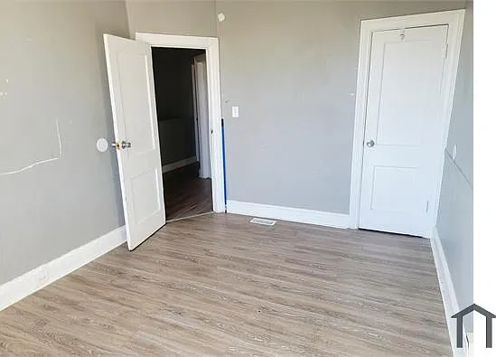 5127 Harford Rd — Photo 9