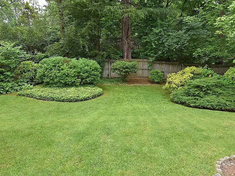 7525 Cayuga Ave — Photo 43