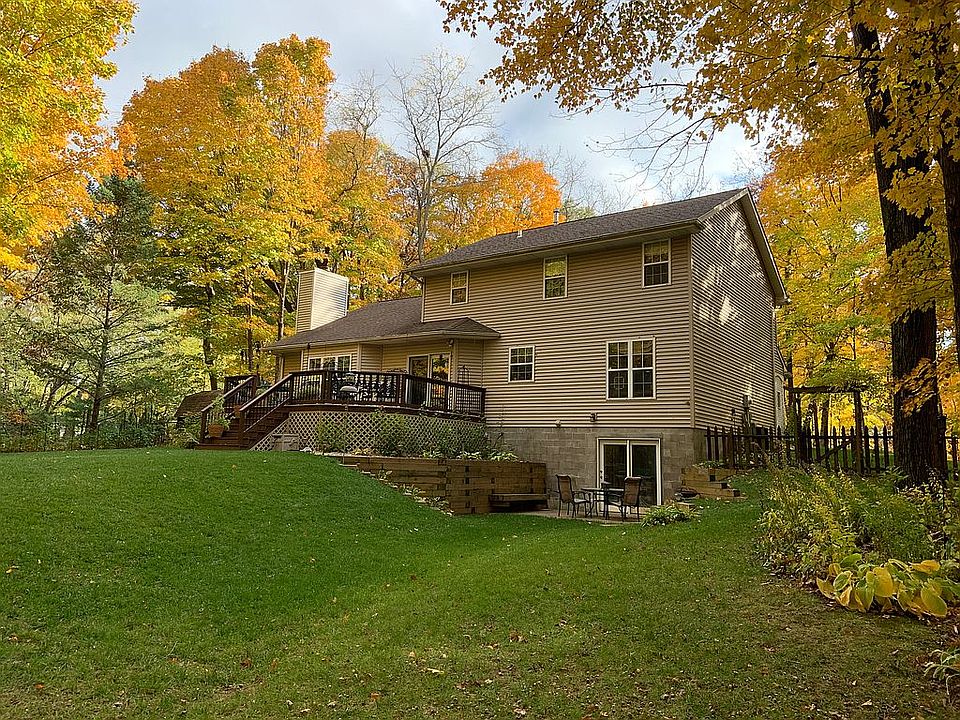 2nd image of 260 W Forrest Dr