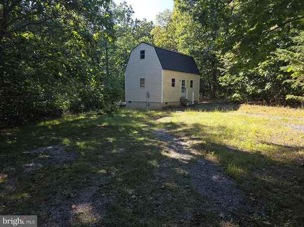 Clavius Way, Hedgesville, WV 25427