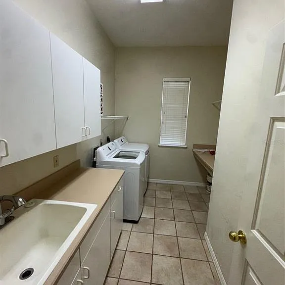 4404 SW 91st Dr — Photo 14