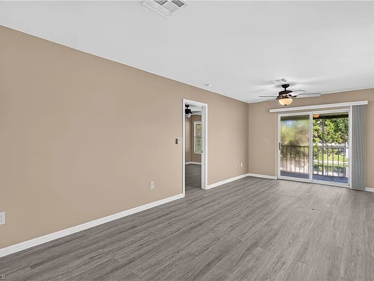 5365 Treetops Dr #S-206 — Photo 2