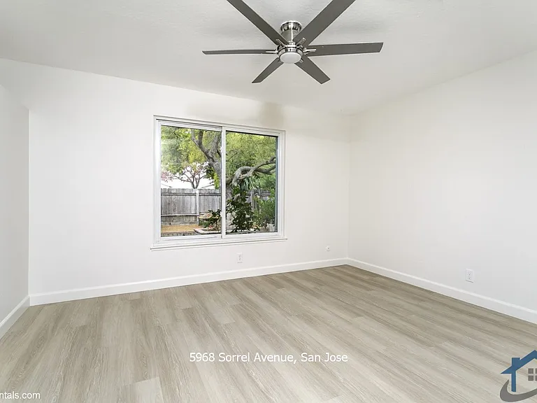 5968 Sorrel Ave — Photo 13