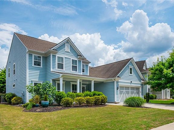 2nd image of 1117 Regal Hills Ln