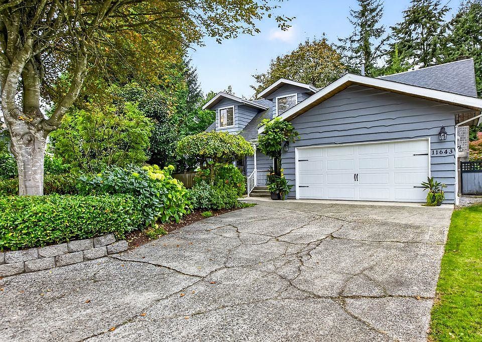1st image of 11643 192b St