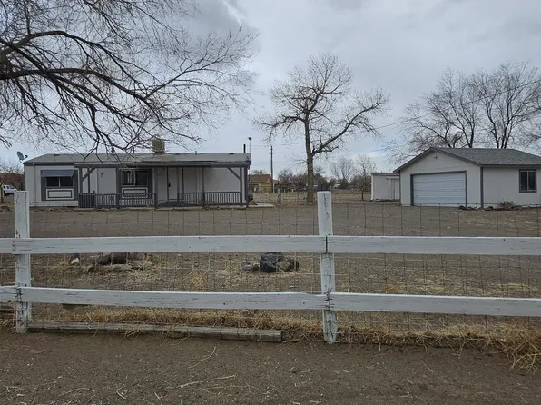 5370 Meadow Ln, Silver Springs, NV 89429