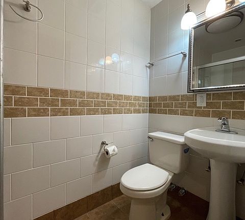 5th image of 388 15th St #G1