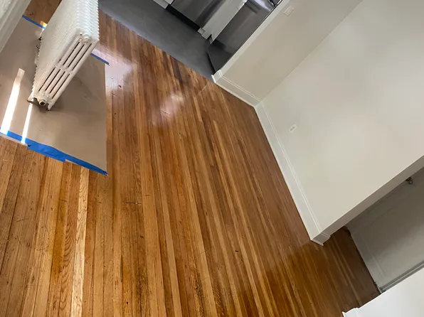 (undisclosed Address), Oakland Gardens, NY 11364