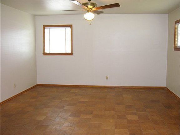 2nd image of 2711 Avenue M