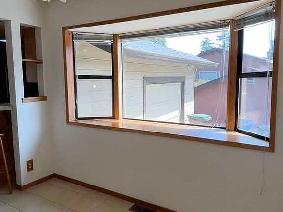 5th image of 1241 Escalona Dr