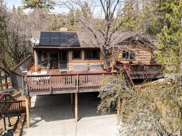 983 Chinook Rd, Fawnskin, CA 92333