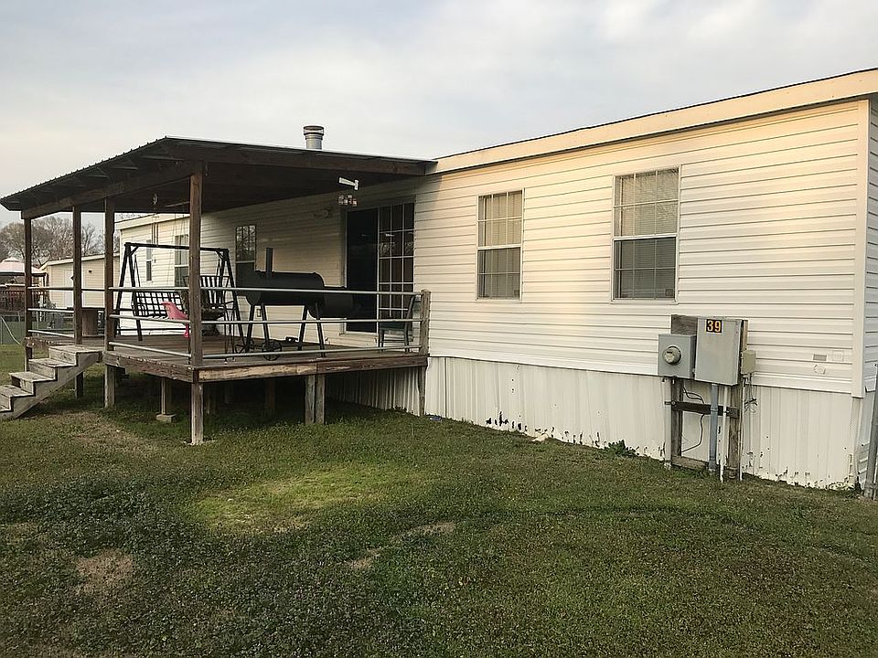2nd image of 39 Spring Dr