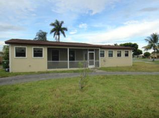 300 Poe Dr, Palm Springs, FL 33461