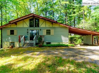 634 Country Club Rd, Glade Valley, NC 28627