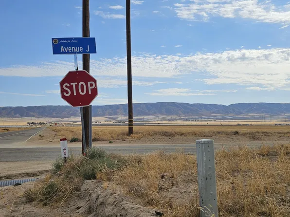 Avenue J 80th St W, Lancaster, CA 93536