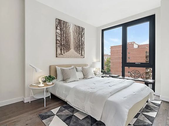 4th image of 41-14 27th St Unit 4B