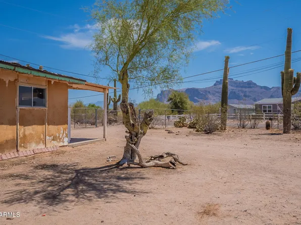 2306 S CORTEZ Road, Apache Junction, AZ 85119