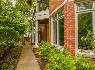 4270 W Harrington Ln, Chicago, IL 60646