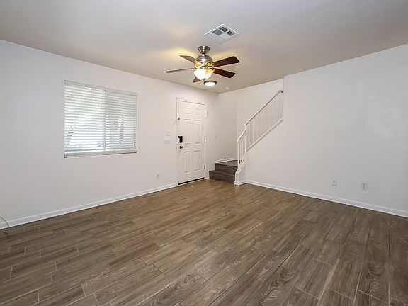 5th image of 2354 S McConnell Dr