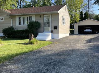 1822 Apache Rd, Waukegan, IL 60087