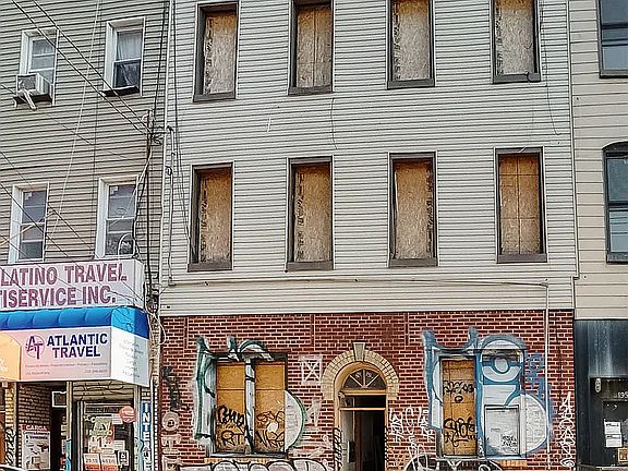 2nd image of 193 Wyckoff Ave #Mf