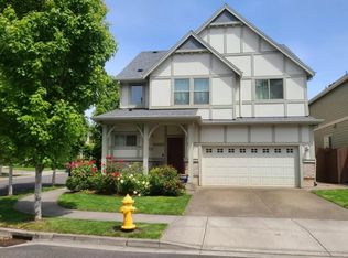7466 NE Owens St, Hillsboro, OR 97124