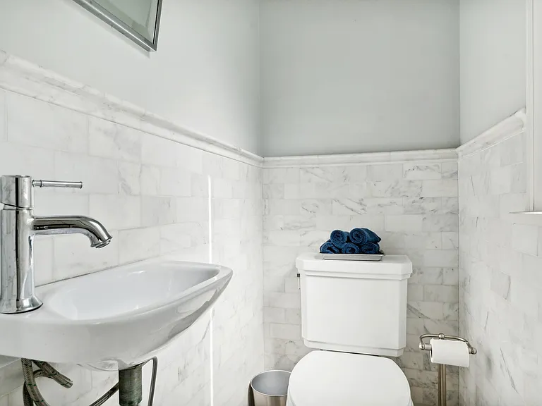 1094 Pine St — Photo 19