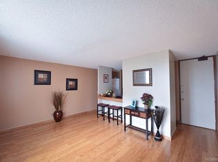 909 Ala Nanala St APT 703, Honolulu, HI 96818