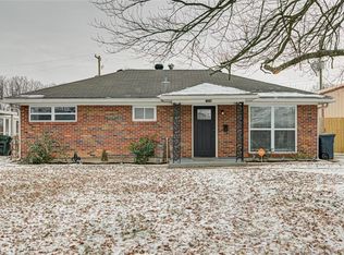 1026 Sharon Dr, Jeffersonville, IN 47130