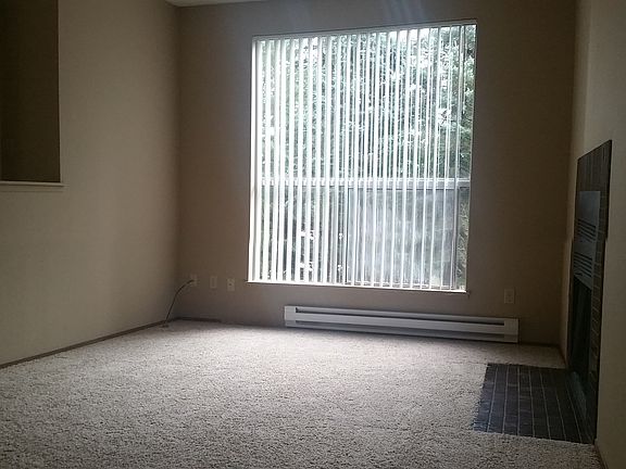4th image of 8721 175th Ave NE APT 2